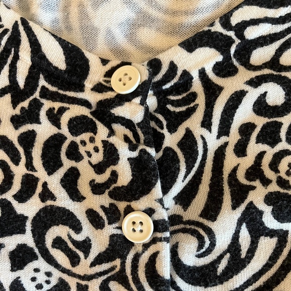 Talbots Black and White Print Fine Knit Sweater with 3/4 Sleeves in Size 1X - Picture 5 of 9